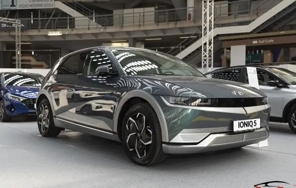 Hyundai IONIQ 5-3