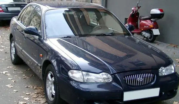 Hyundai Sonata III (Y3, facelift 1996)-1