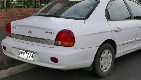 Hyundai Sonata IV (EF)-0