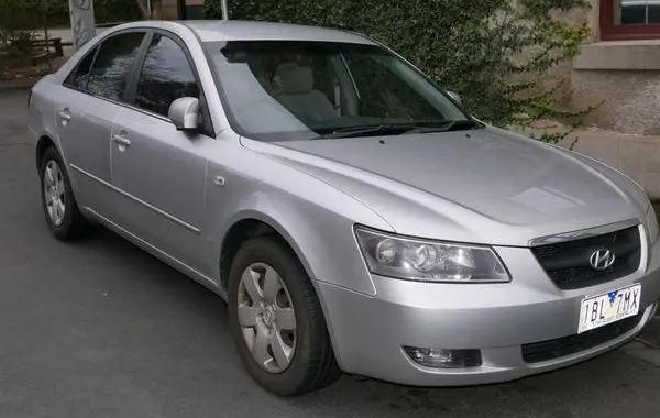 Hyundai Sonata V (NF)-6