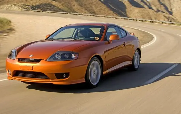 Hyundai Tiburon II (GK, facelift 2004)-1