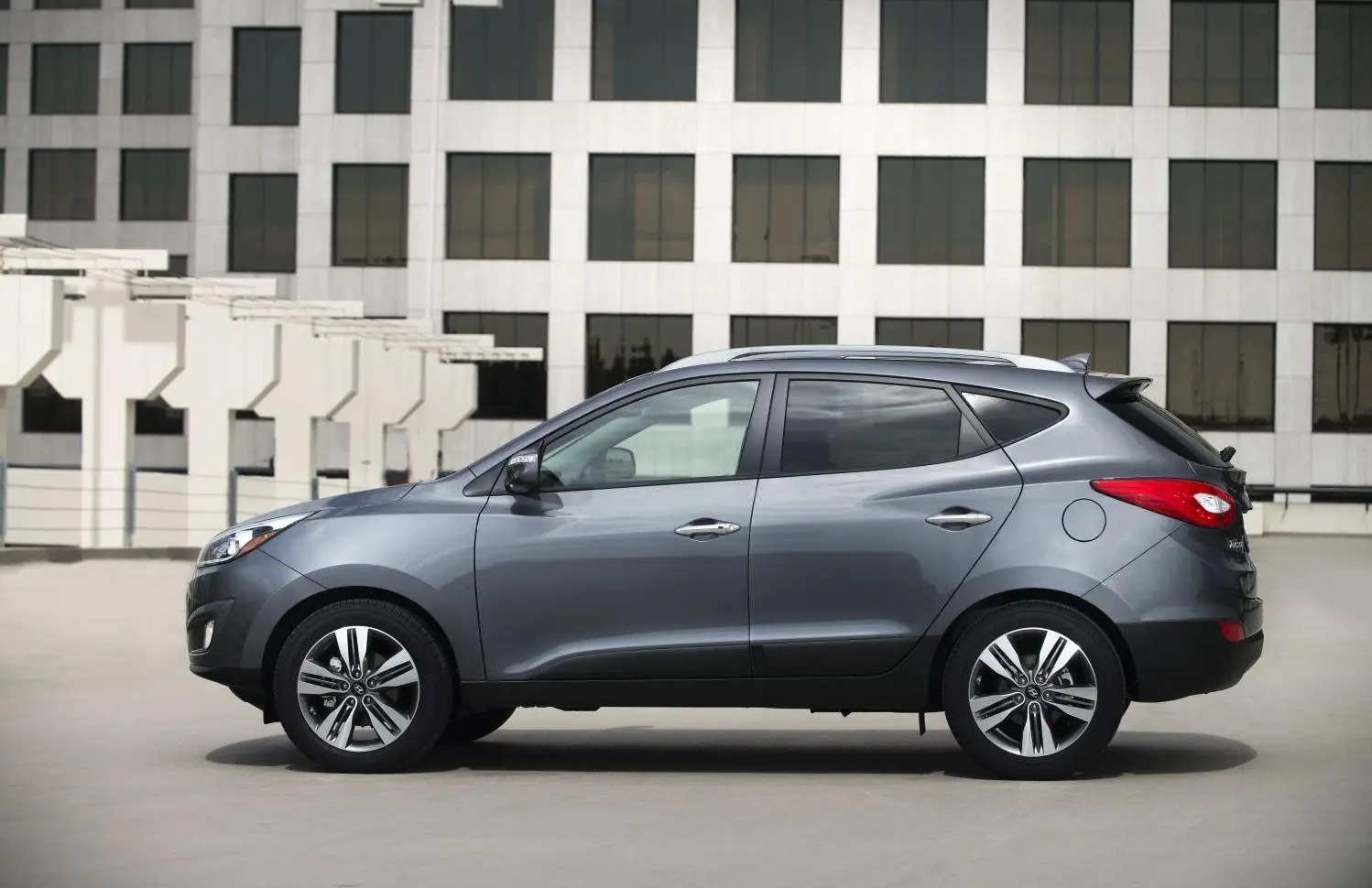 Hyundai Tucson II (facelift 2013)-8