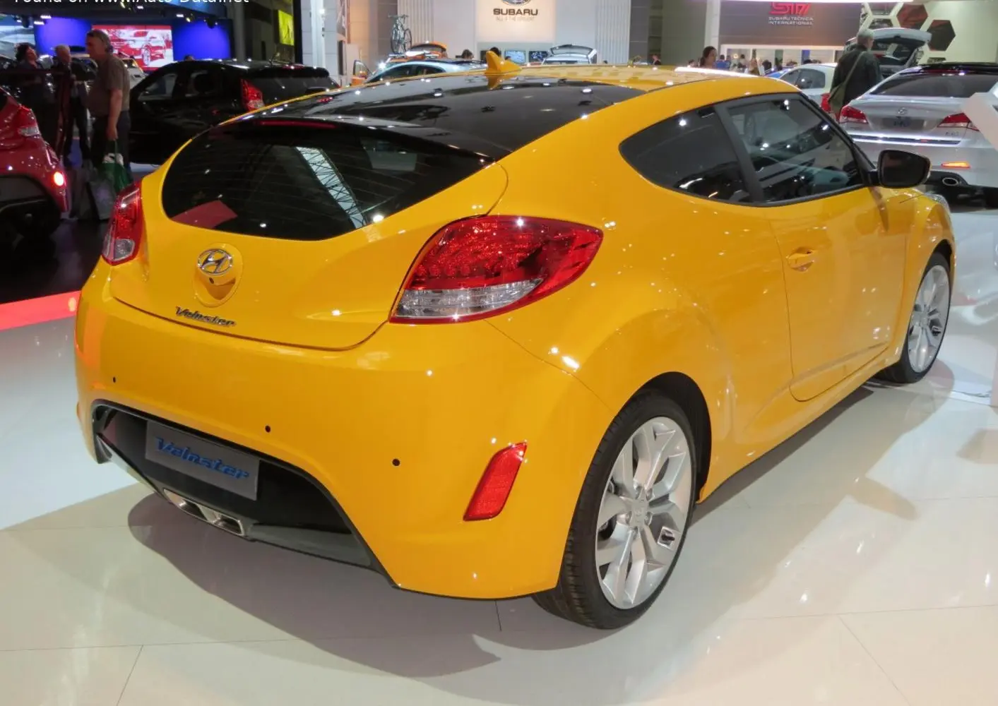 Hyundai Veloster-21