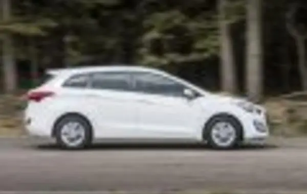 Hyundai i30 II CW (facelift 2015)-5