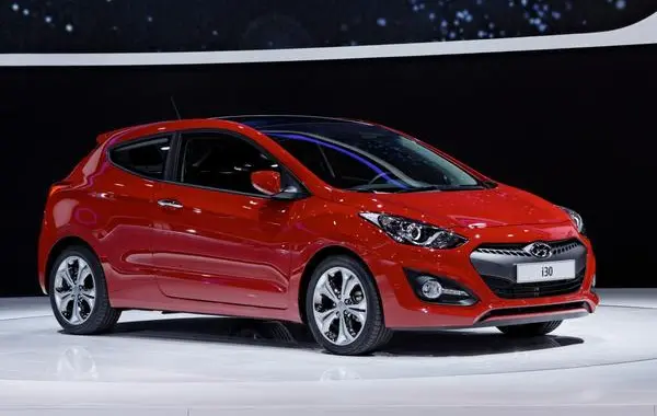 Hyundai i30 II Coupe-0