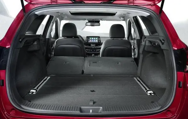 Hyundai i30 III CW-7