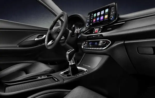 Hyundai i30 III Fastback-6