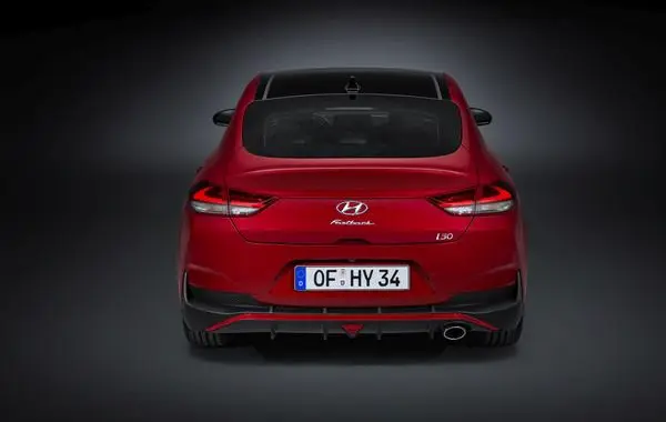 Hyundai i30 III Fastback (facelift 2020)-3