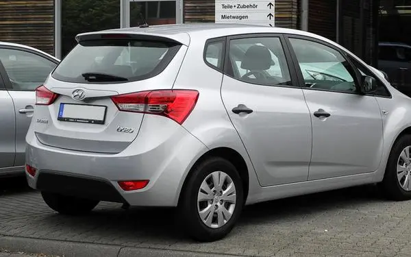 Hyundai ix20-1