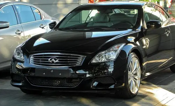 Infiniti G37 Convertible (V36)-4