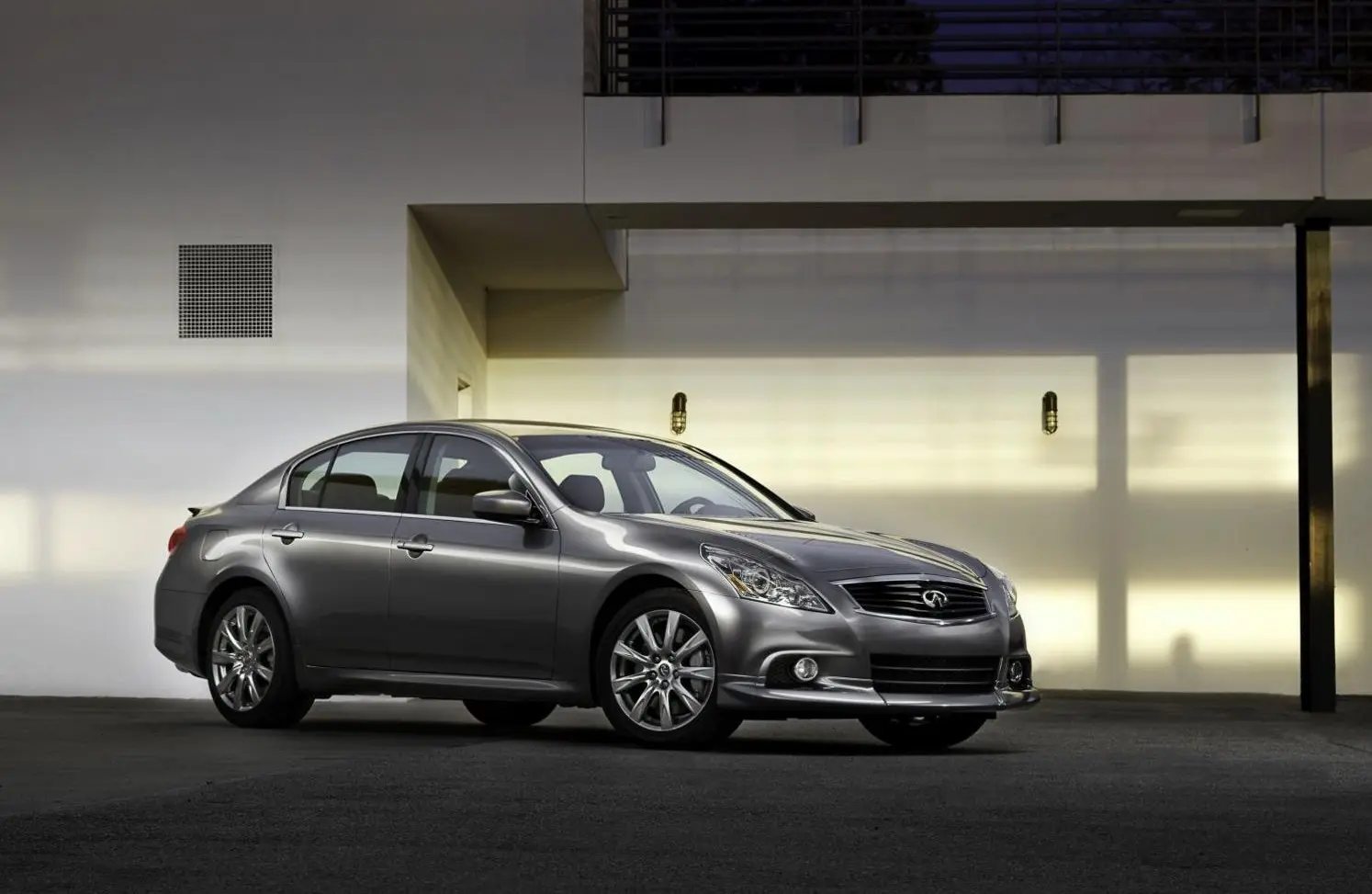 Infiniti G37 Sedan (V36, facelift 2009)-8