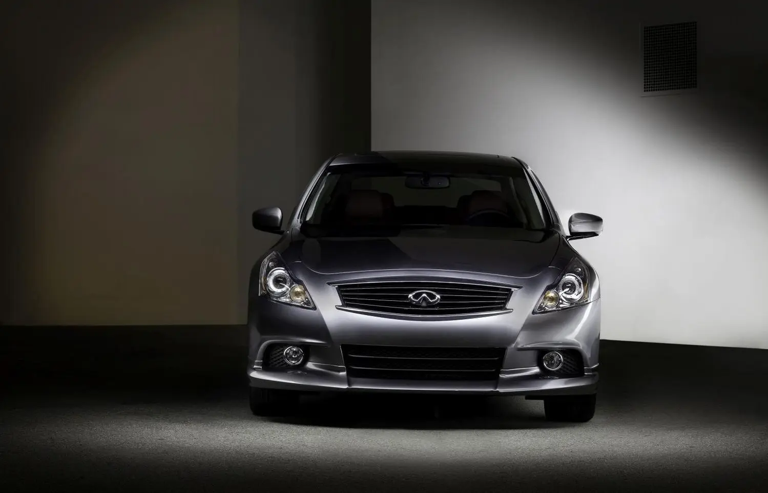Infiniti G37 Sedan (V36, facelift 2009)-4