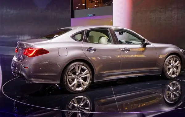 Infiniti Q70 (facelift 2014)-7