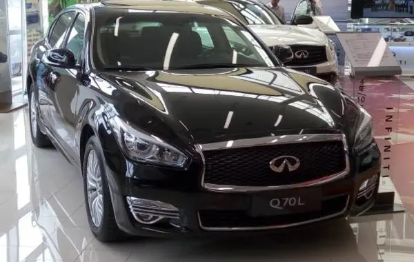 Infiniti Q70L (facelift 2014)
