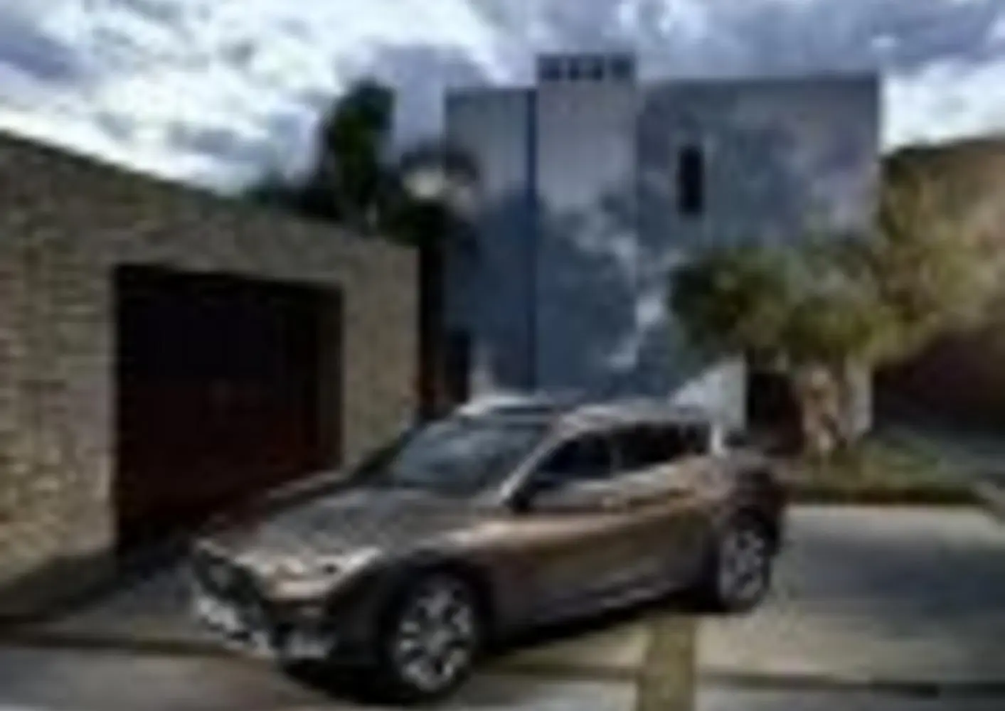 Infiniti QX30-2