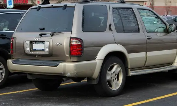 Infiniti QX4-0