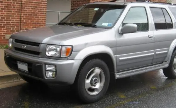 Infiniti QX4