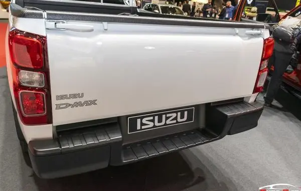 Isuzu D-Max III Single Cab-4