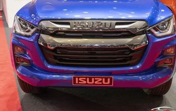 Isuzu D-Max III Space Cab-3