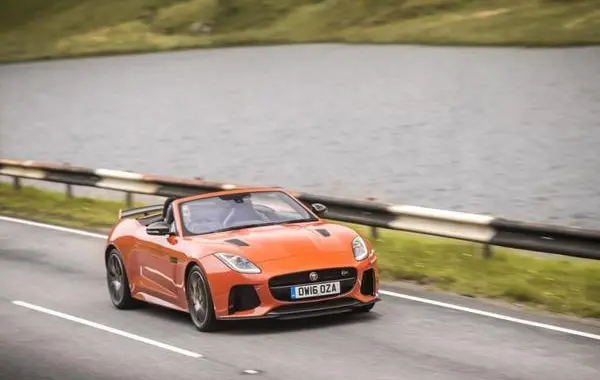 Jaguar F-type Convertible (facelift 2017)-1