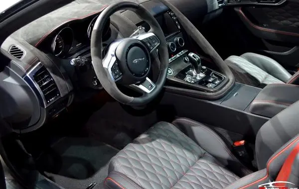 Jaguar F-type Coupe (facelift 2017)-2