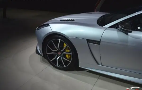 Jaguar F-type Coupe (facelift 2017)-3