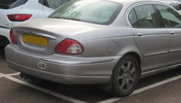 Jaguar X-type (X400)-6
