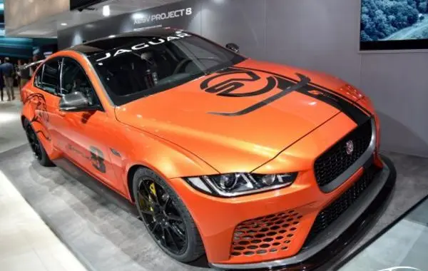 Jaguar XE (X760)
