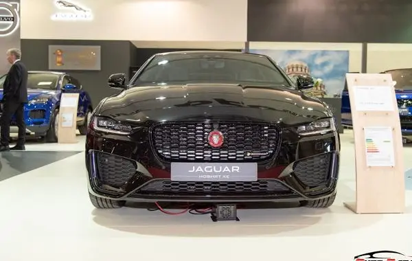 Jaguar XE (X760, facelift 2019)-0