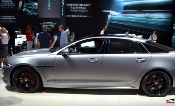 Jaguar XJ Long (X351 facelift 2015)