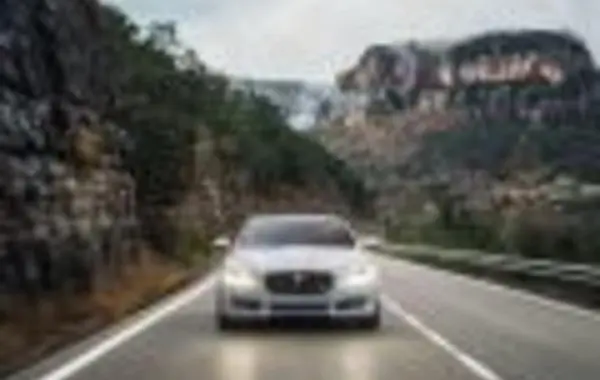 Jaguar XJ (X351 facelift 2015)-3