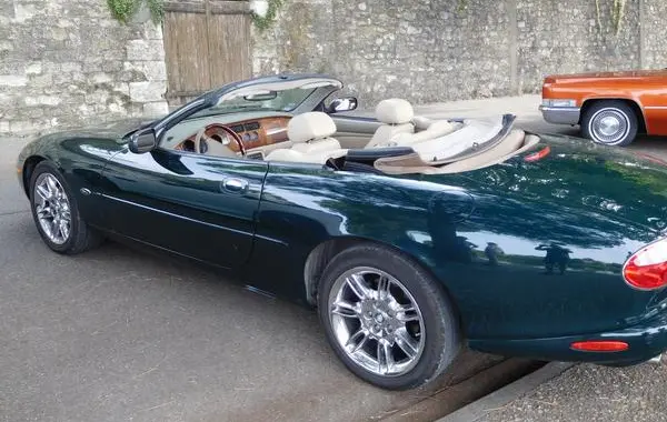 Jaguar XK Convertible (X100)-3