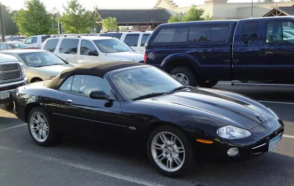 Jaguar XK Convertible (X100)-1