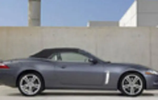 Jaguar XK Convertible (X150)-1