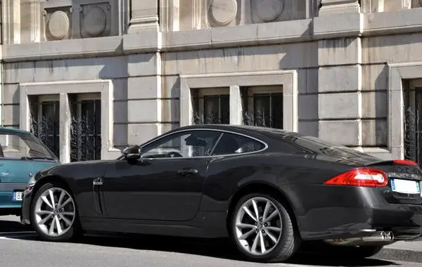 Jaguar XK Coupe (X150, facelift 2009)-1