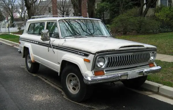Jeep Cherokee I (SJ) 3-door-6