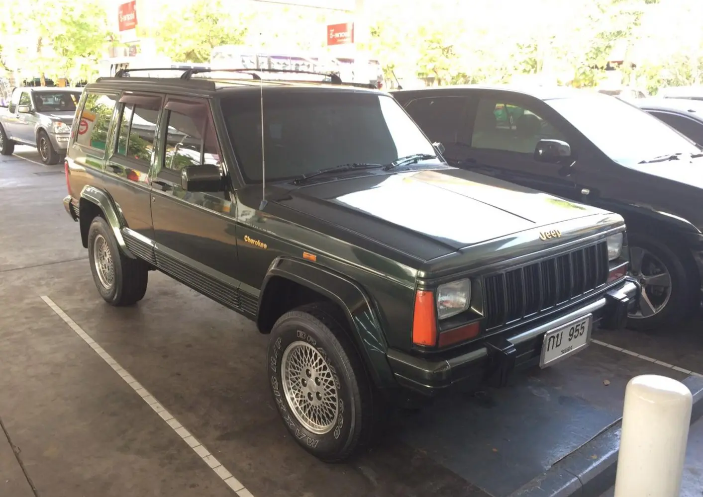 Jeep Cherokee II (XJ) 5-door-8
