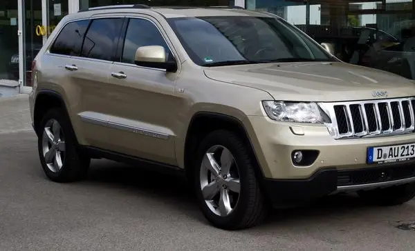 Jeep Grand Cherokee IV (WK2)-7