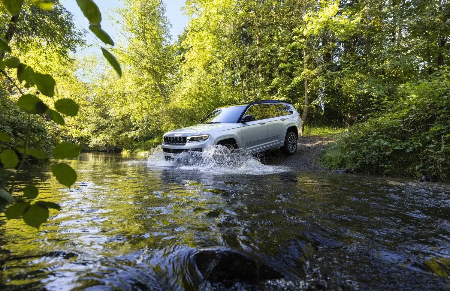 Jeep Grand Cherokee L V (WL, facelift 2025)-1