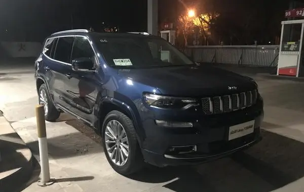 Jeep Grand Commander