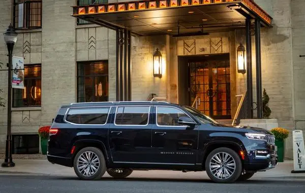 Jeep Grand Wagoneer L (WS)-6