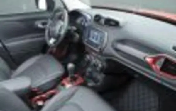 Jeep Renegade-0