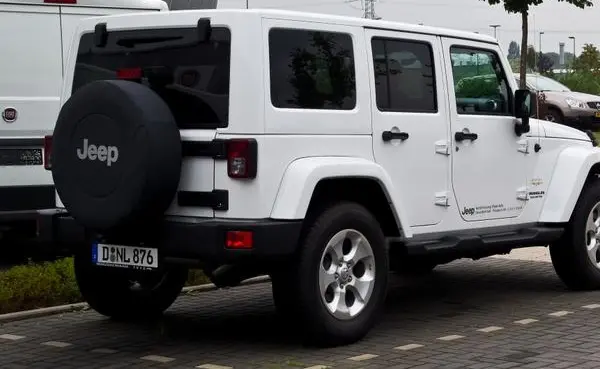 Jeep Wrangler III Unlimited (JK)-3