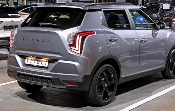 KGM Tivoli-5