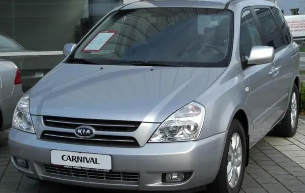 Kia Carnival II (VQ)