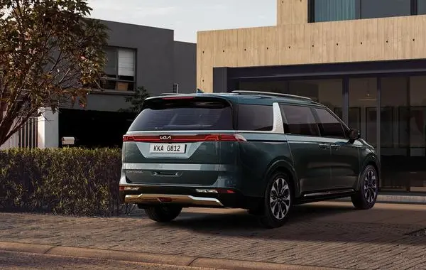 Kia Carnival IV-1