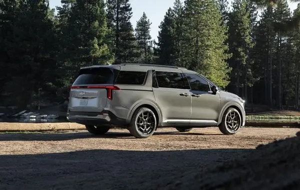 Kia Carnival IV (facelift 2023)-5