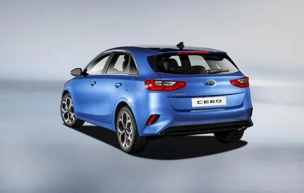 Kia Ceed III-8