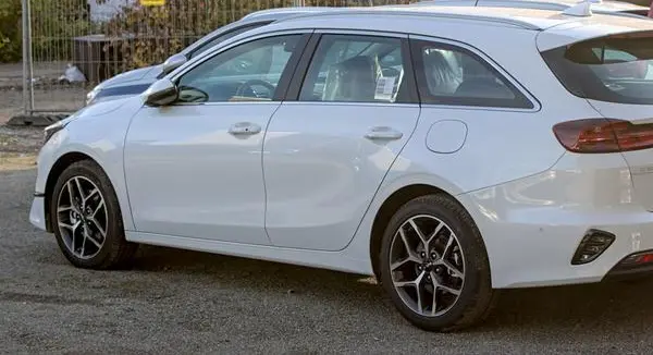 Kia Ceed III Sportswagon (facelift 2021)-2