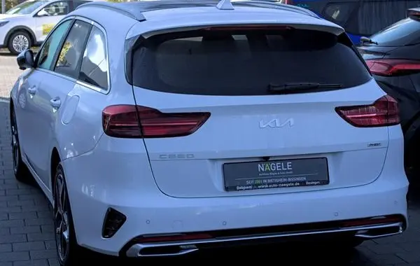Kia Ceed III Sportswagon (facelift 2021)-4